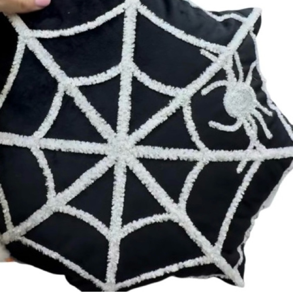 🆕 - Halloween Spider Web Accent
Pillow. NWT - Picture 3 of 5